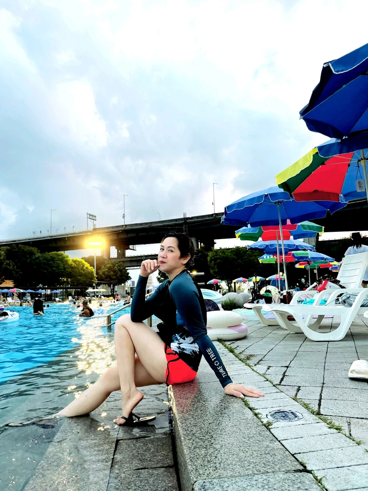 GIF uploaded by Gee