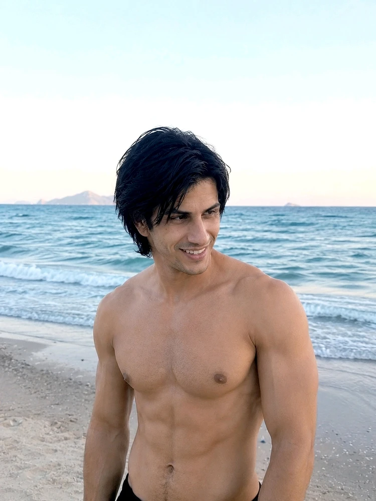 Ehab йөкләгән GIF