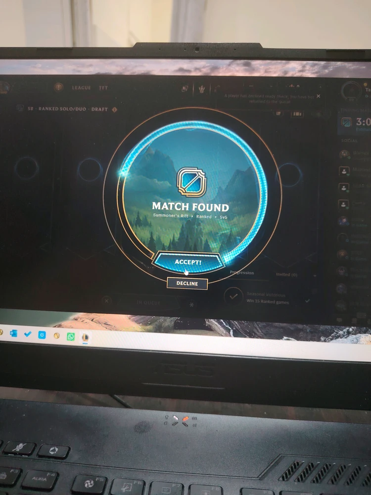 GIF gi-upload ni TaRaZaN