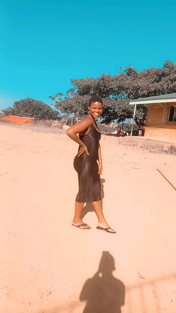 GIF uploaded by Asanda