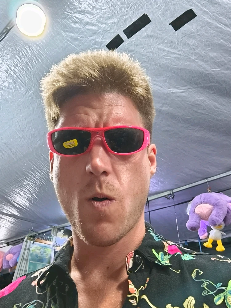 GIF uploaded by Fredrik