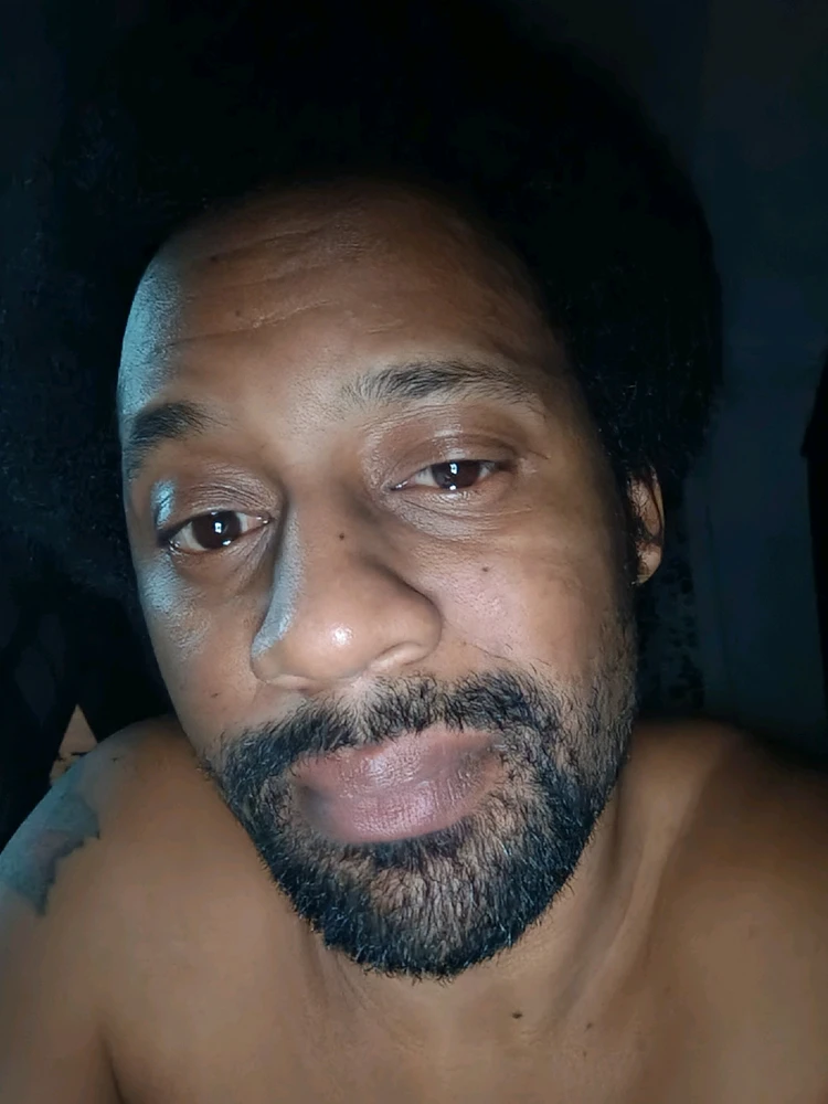 Brandon tarapyndan ýüklenen surat