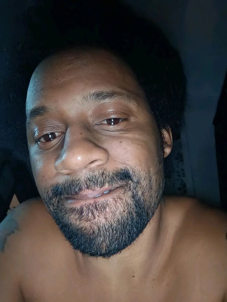 Brandon tarapyndan ýüklenen surat