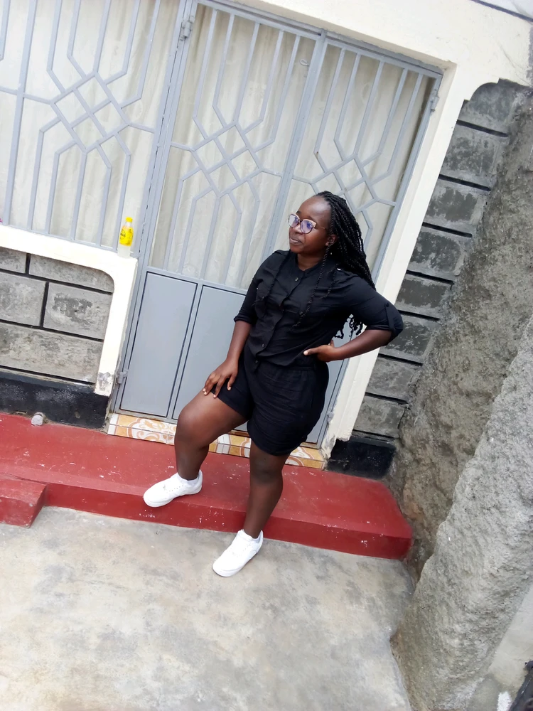 GIF uploaded by Leen