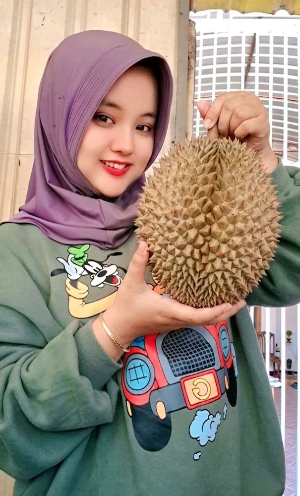 GIF uploaded by Metaa