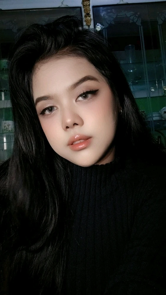 GIF uploaded by Wulandari