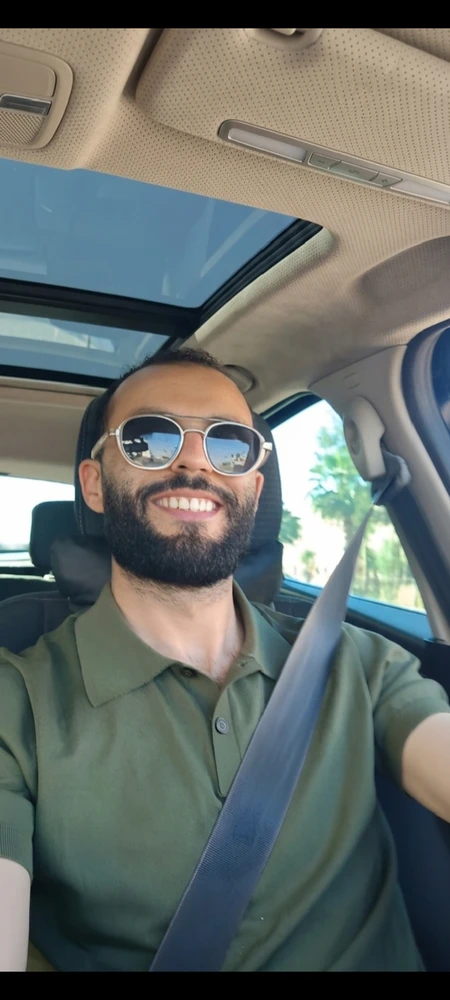 GIF eropgeluede vum Ismail