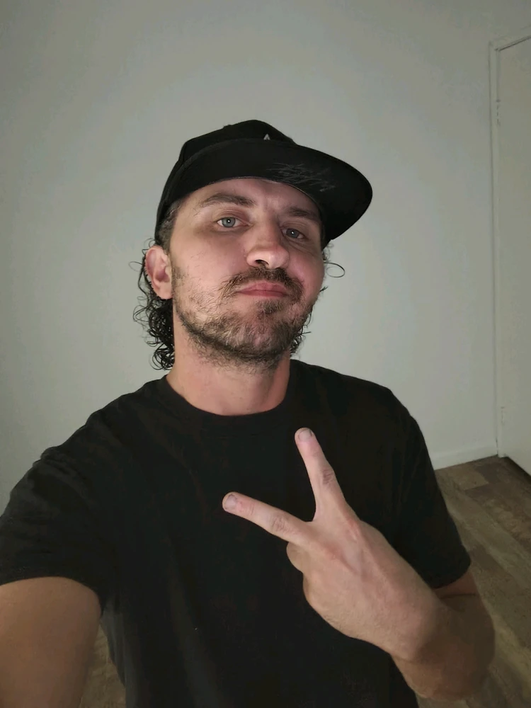 GIF opgelaai deur Adam