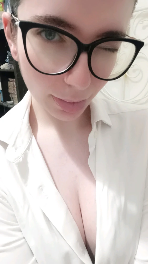 GIF diunggah ku Cristina