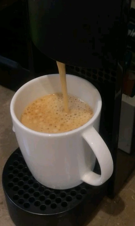 GIF nahrál 𝑨𝒏𝒆𝒆𝒍..