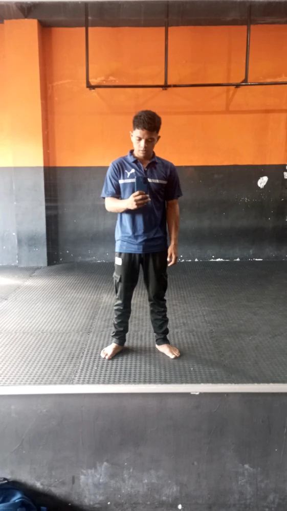 GIF တင်သူ - Wahyu