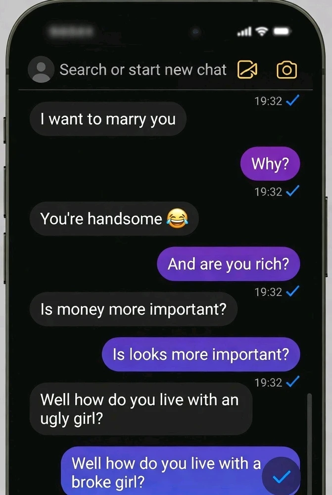 Alisa نے GIF اپ لوڈ کی