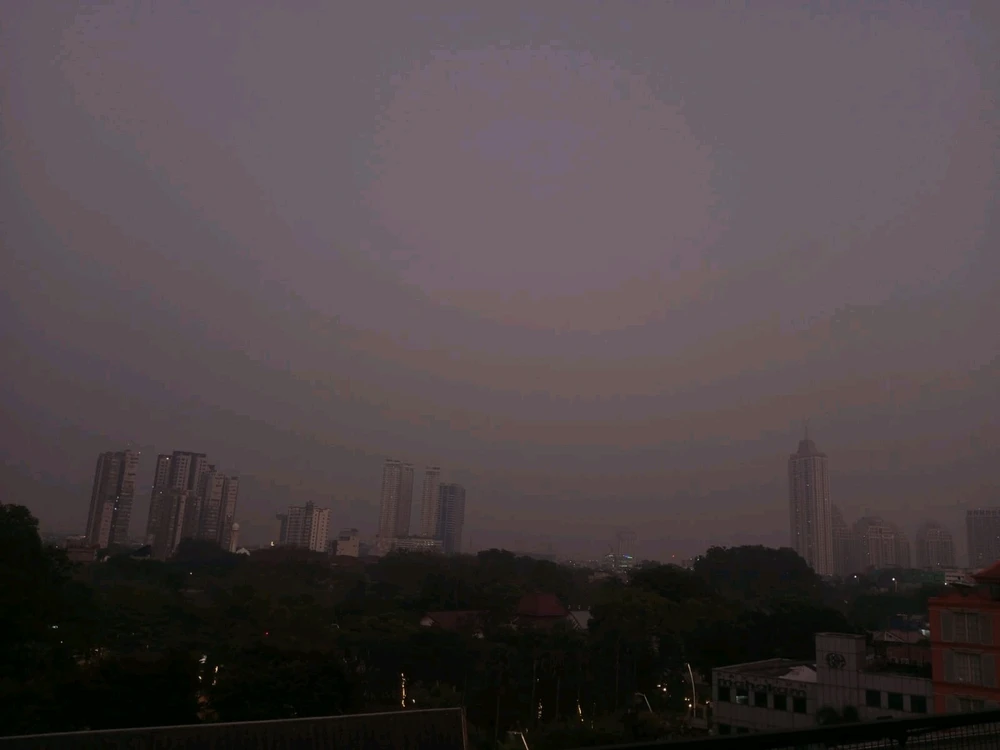 GIF gi-upload ni Ika