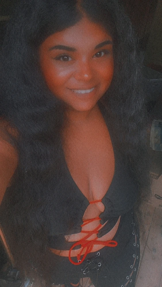 GIF diunggah ku Shey
