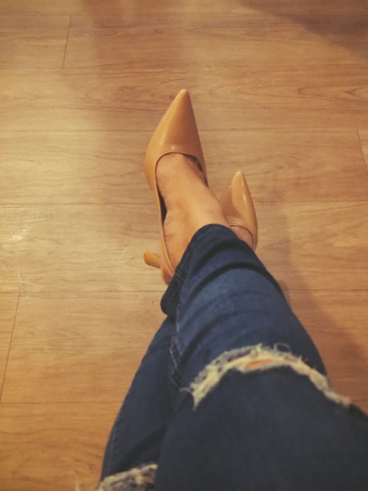 GIF uploaded by Chi Hiro