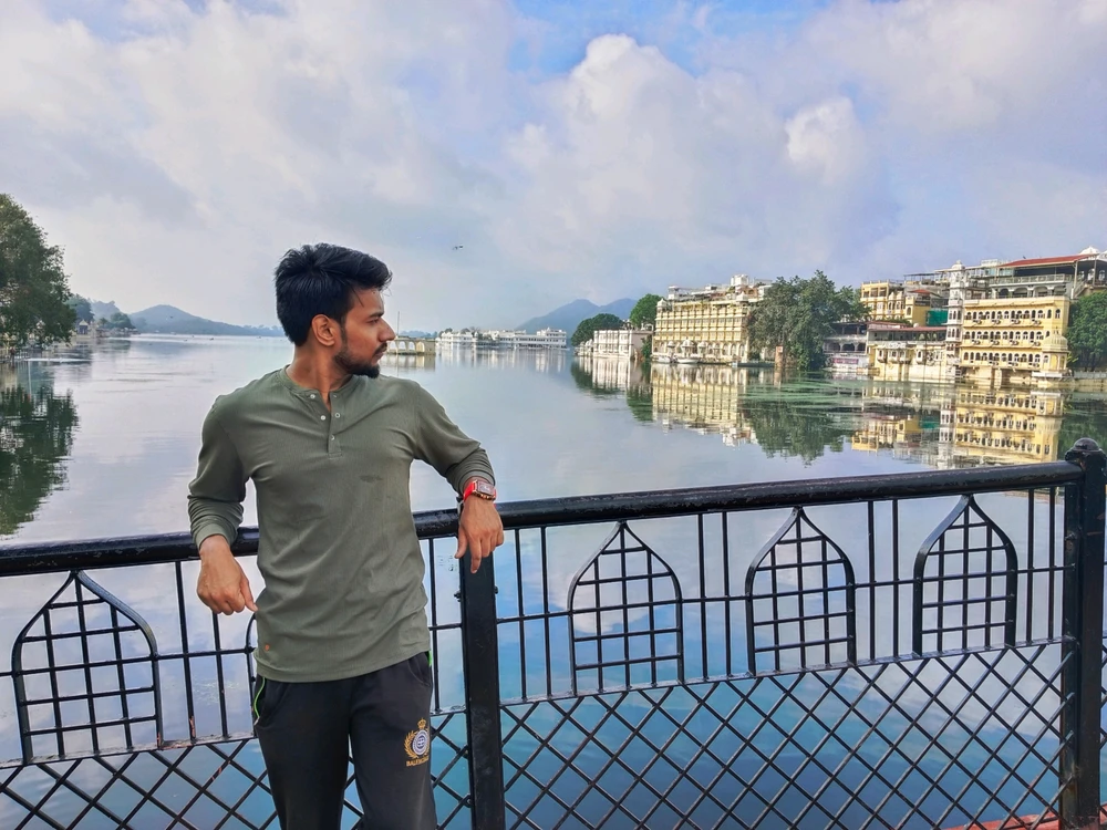 GIF uploaded by Piyush Sharma