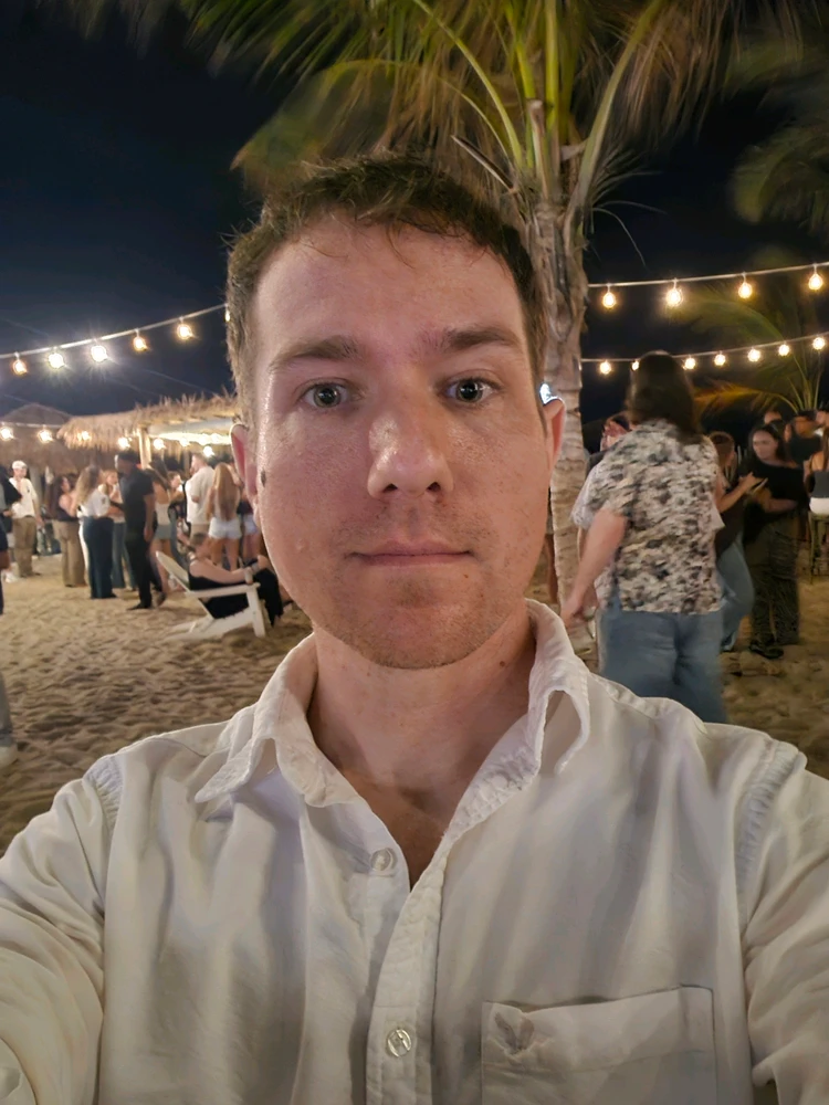 GIF diunggah ku Mike