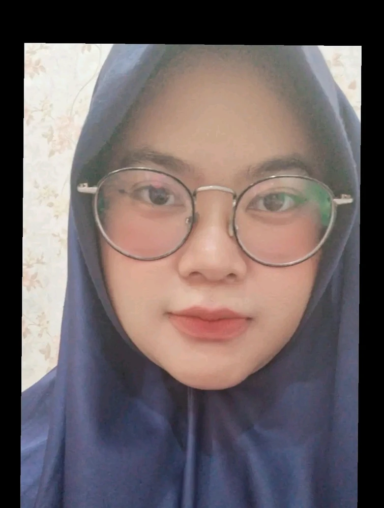 GIF uploaded by Thasya