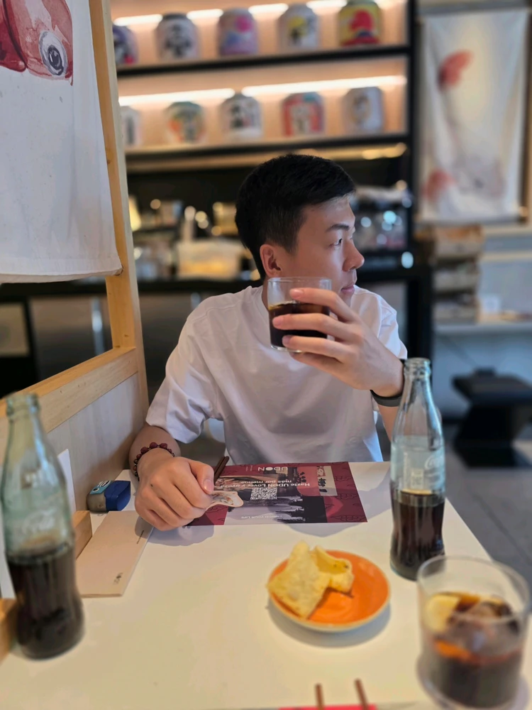 GIF uploaded by Alan