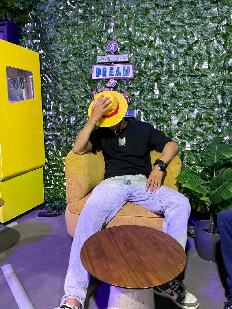 GIF hochgeladen von Youssef