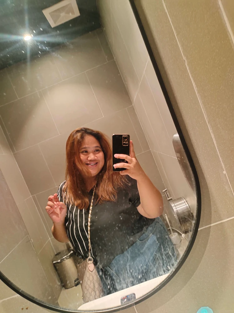 GIF uploaded by Ria