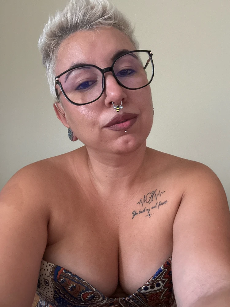 GIF hochgeladen von Giselly fox