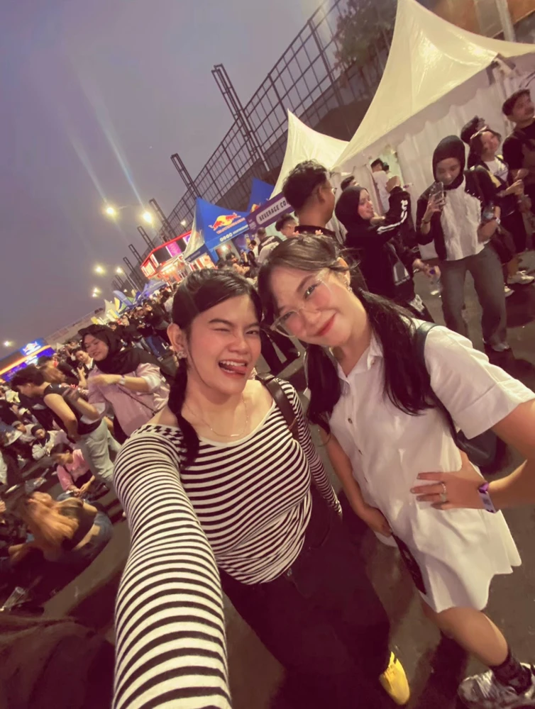 Gi-upload ni Azzah ang hulagway