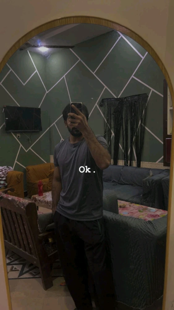 GIF wedi'i uwchlwytho gan BOB