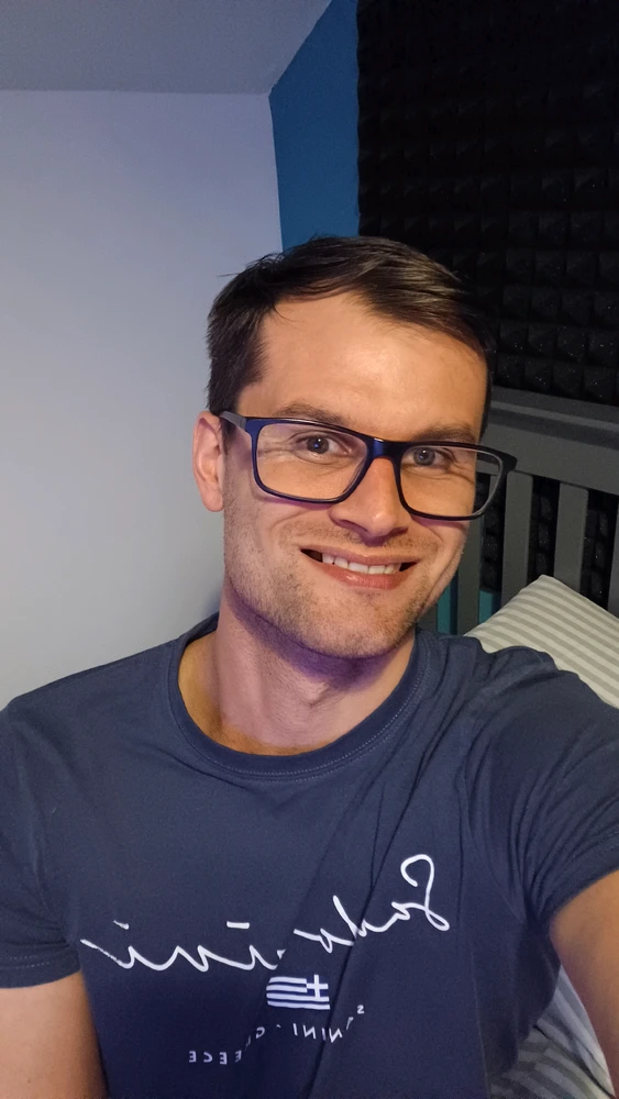 GIF nahrál Aaron