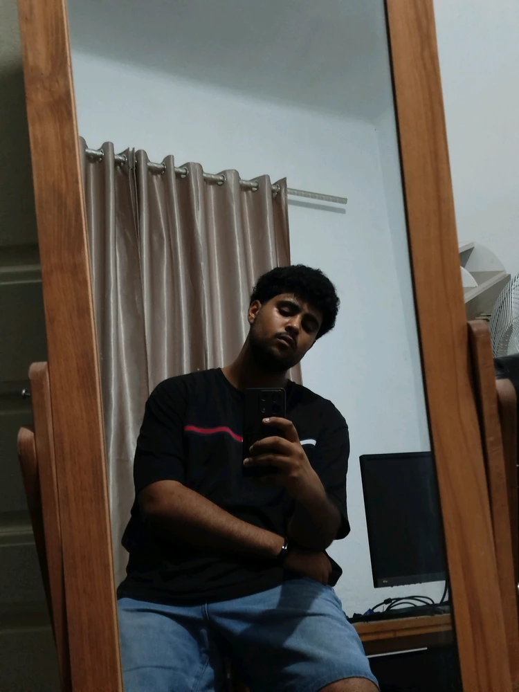 Yaser жүктөгөн GIF