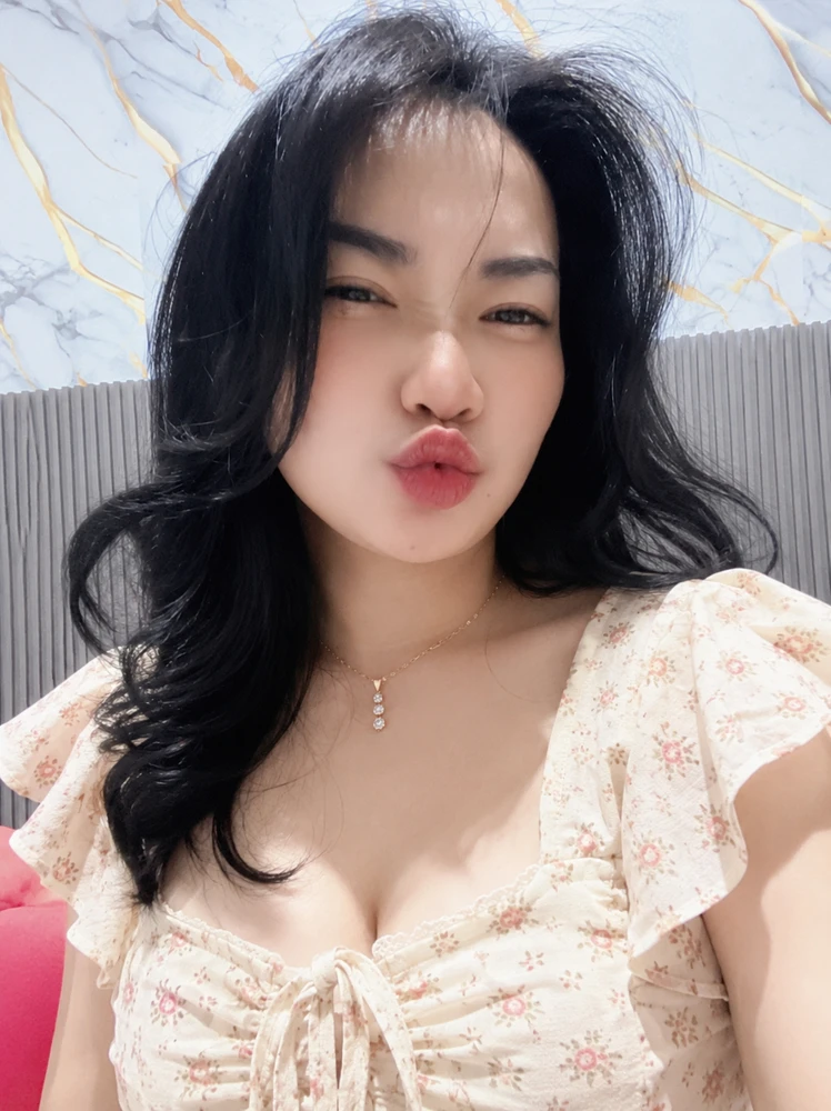 GIF uploaded by DUCK