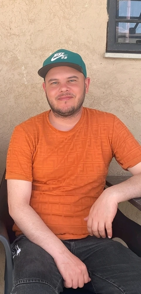 GIF uploaded by Mohamed Fadhel