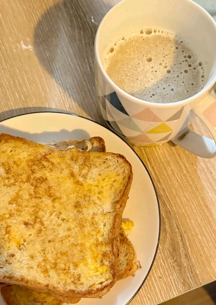 GIF uploaded by 𝑨𝒏𝒆𝒆𝒍..