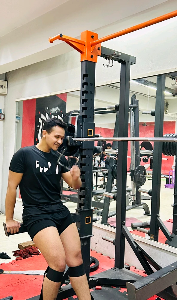 Happiness after squatting that.... Totally a war!!!