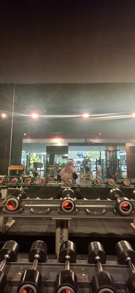 GIF na in-upload ni Ann