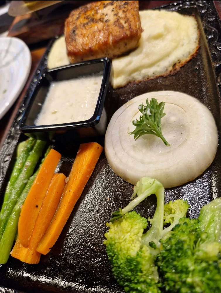 GIF uploaded by Anasha