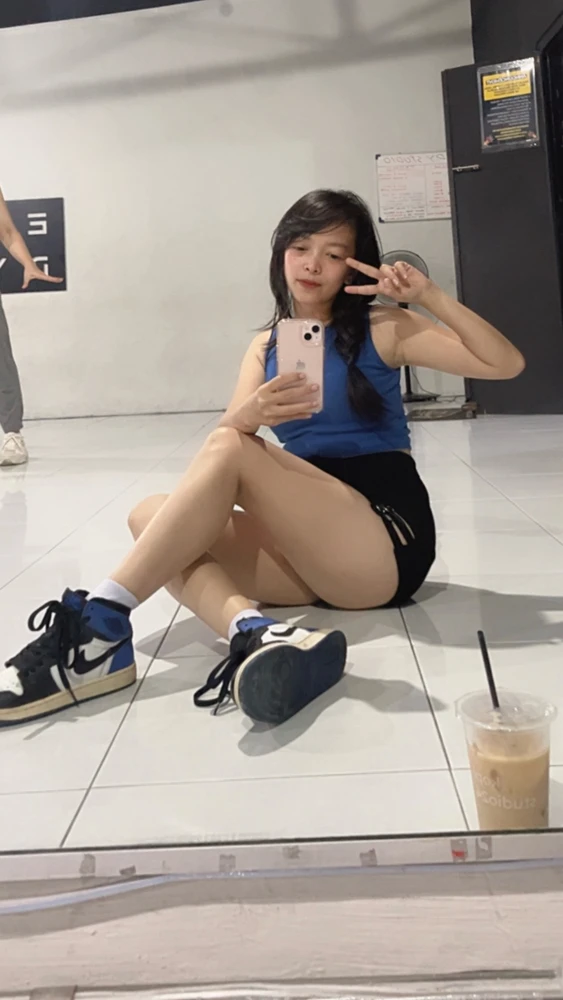 GIF uploaded by Jessieca