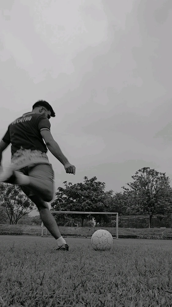 GIF na in-upload ni Adarsh