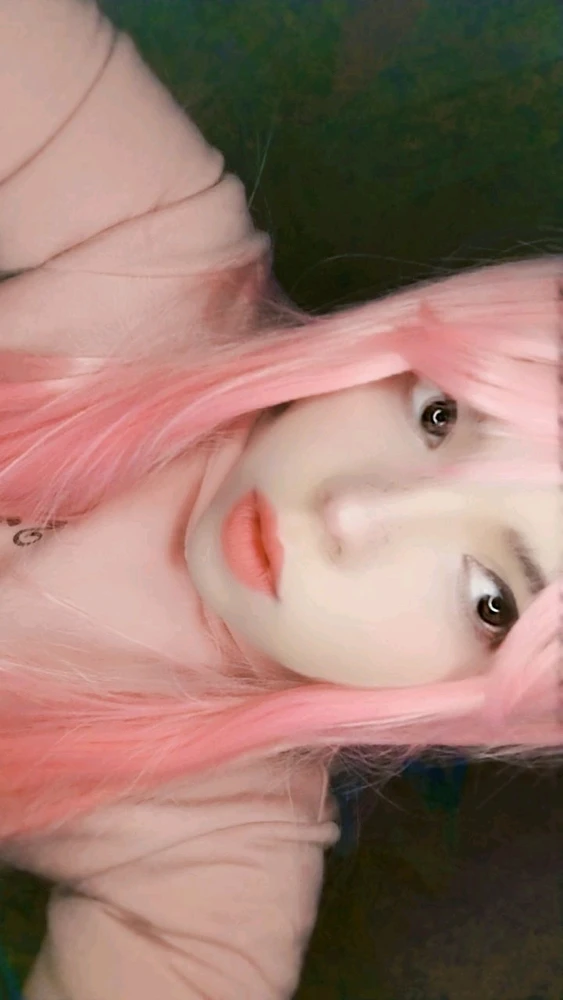 Luna által feltöltött GIF