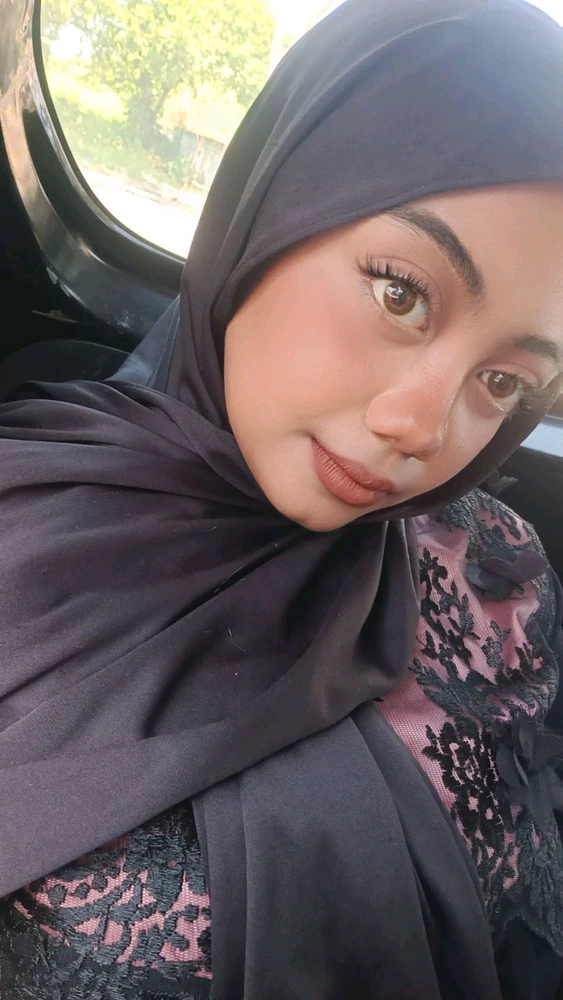 GIF uploaded by zainab