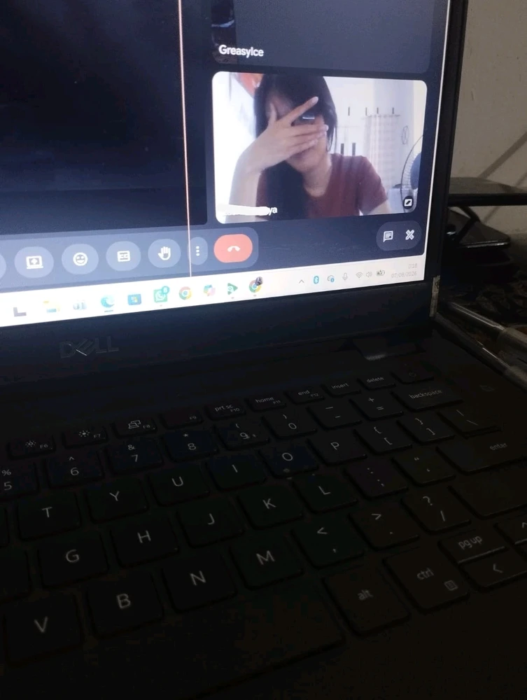 GIF gi-upload ni Ameyy