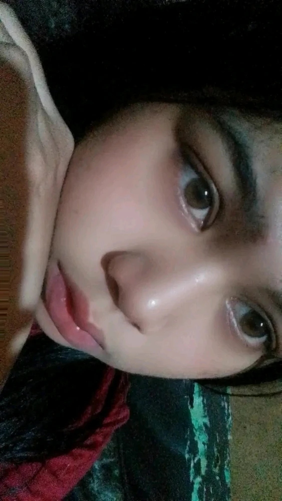 GIF uploaded by Camelia