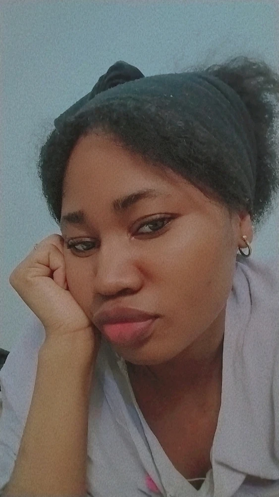 GIF gi-upload ni Susan