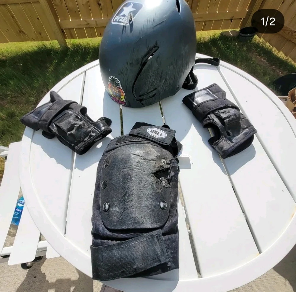 Gi-upload ni Howard ang hulagway