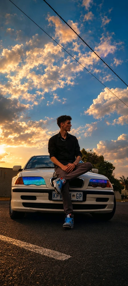 GIF gi-upload ni Travis Klein