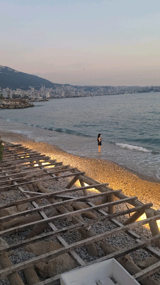 GIF uploaded by Mo
