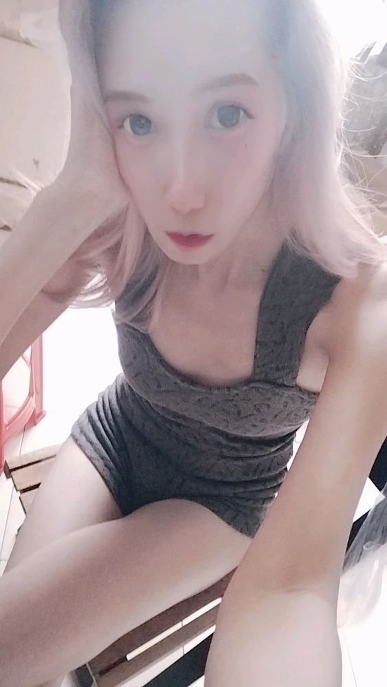 GIF uploaded by Pokemongirl