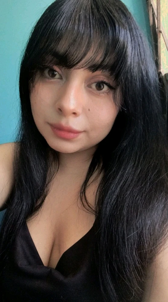 Liz پاران اپ لوڊ ٿيل GIF