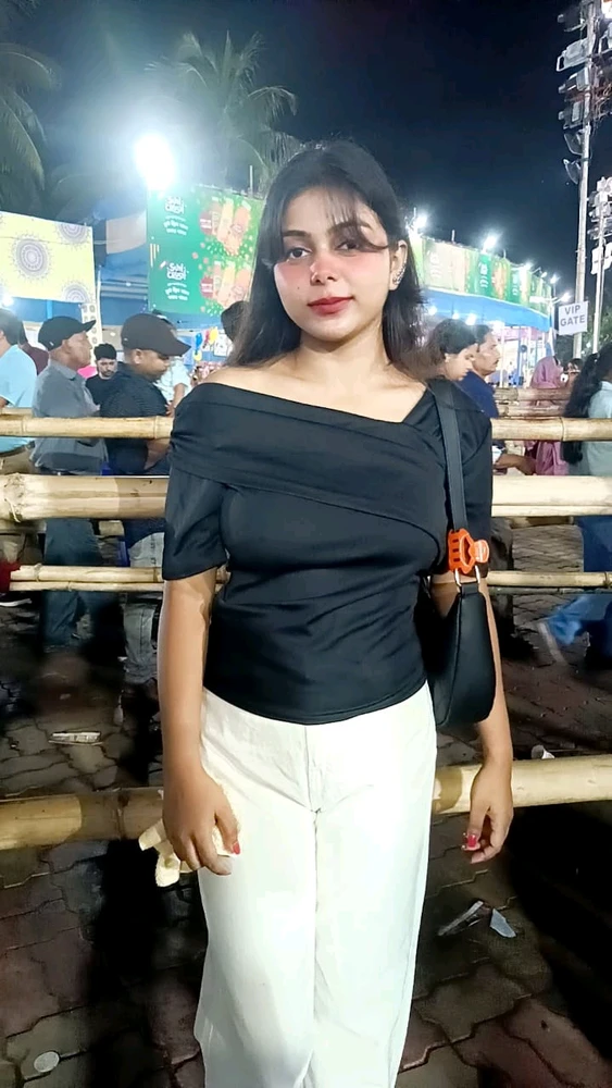 GIF tso los ntawm Saraswati