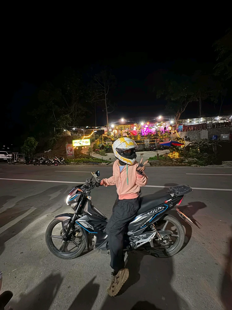 I-upload ni Mavi ang larawan
